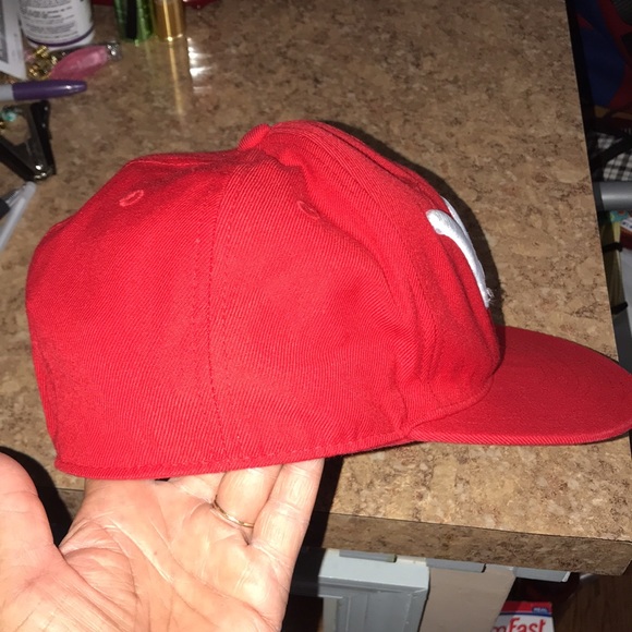 Men’s Rocawear Fitted Cap - Picture 5 of 8